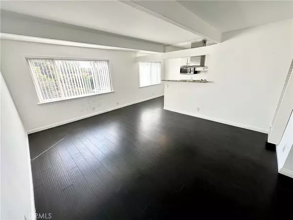 San Clemente, CA 92672,129 W Canada #6