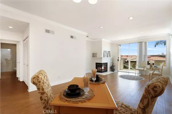 Laguna Niguel, CA 92677,30902 Clubhouse #17A