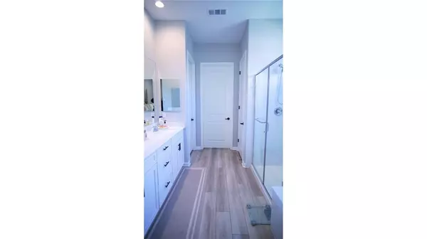 Corona, CA 92833,11972 Wandering Way