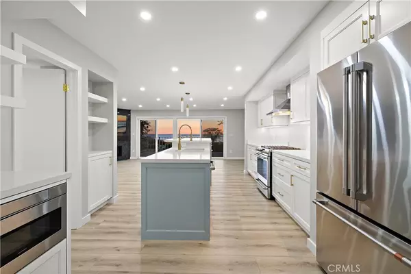 Dana Point, CA 92624,25836 Dana Bluffs W #32