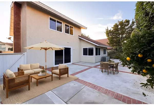 8 Bennington, Irvine, CA 92620