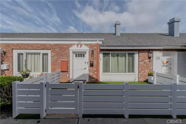 135 Morristown, Costa Mesa, CA 92626