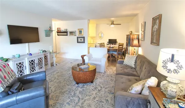 Laguna Woods, CA 92637,2189 Via Mariposa East #C