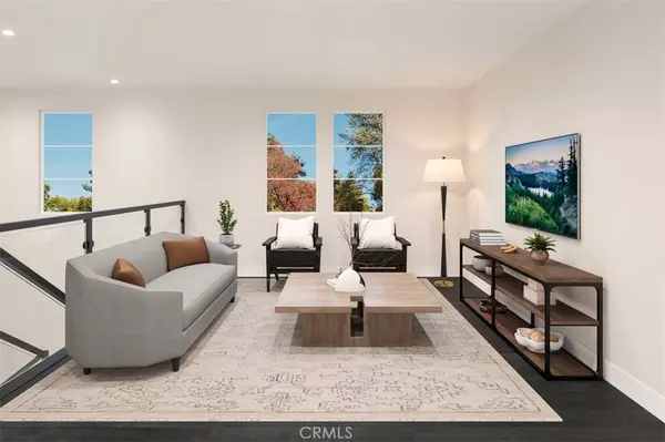 Encinitas, CA 92024,2061 E Pearl ST