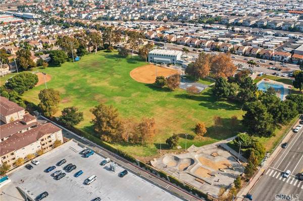 Harbor City, CA 90710,1435 Lomita BLVD #111