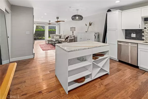 Newport Beach, CA 92663,500 Cagney