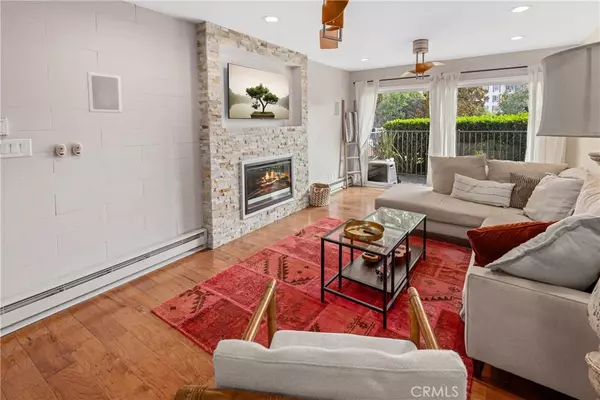 Newport Beach, CA 92663,500 Cagney