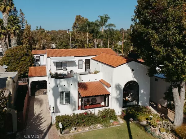 Fullerton, CA 92832,521 W Whiting AVE