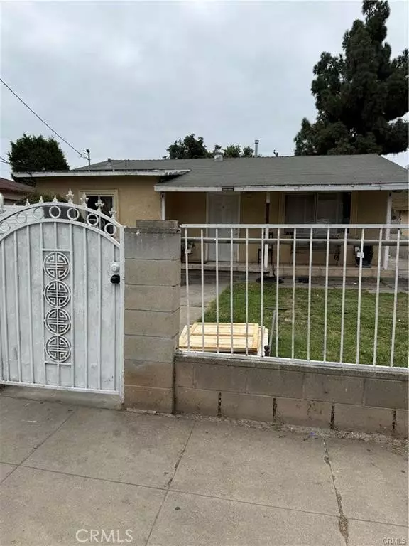 Santa Ana, CA 92703,1722 W Pine