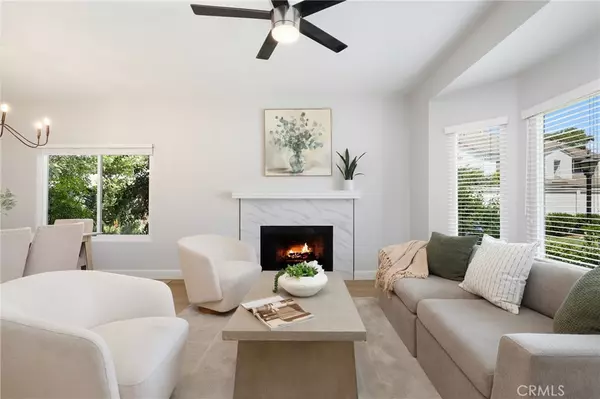 Irvine, CA 92614,226 Greenmoor