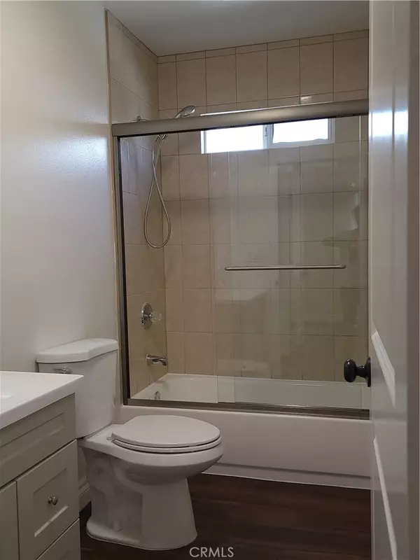 Los Angeles, CA 90062,1719 W 39th