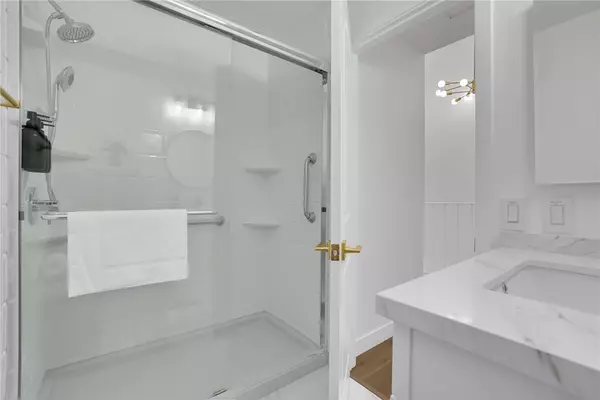 Garden Grove, CA 92844,9906 13th