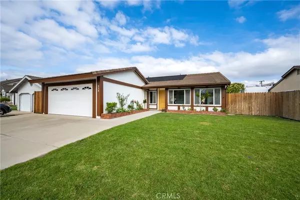 Costa Mesa, CA 92626,930 Helena CIR