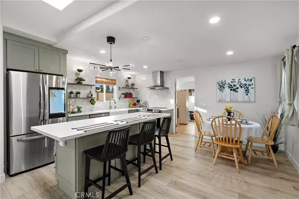 Buena Park, CA 90620,8098 Lime CIR