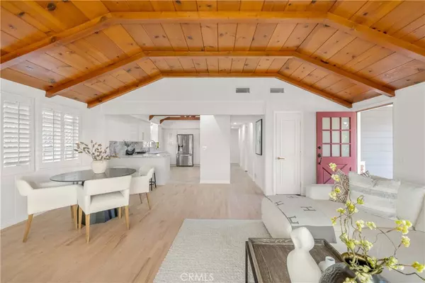 Costa Mesa, CA 92627,370 E 19th