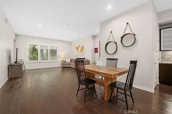 21 Gramercy #202, Irvine, CA 92612