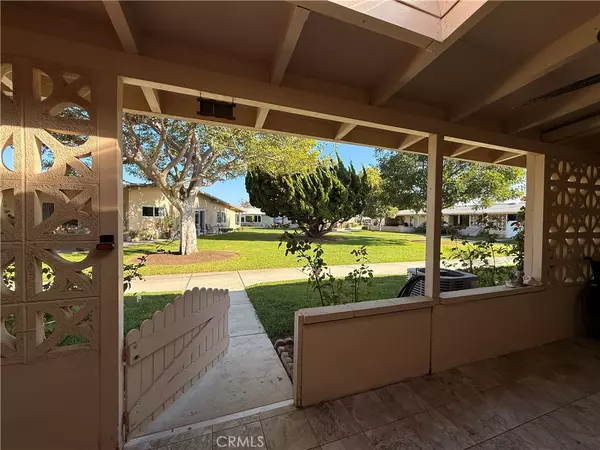 Seal Beach, CA 90740,13601 Medinac LN #72E