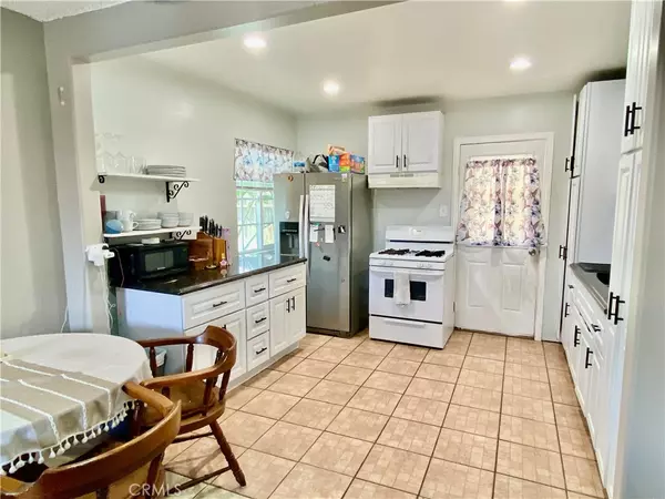 Long Beach, CA 90805,5846 Gardenia