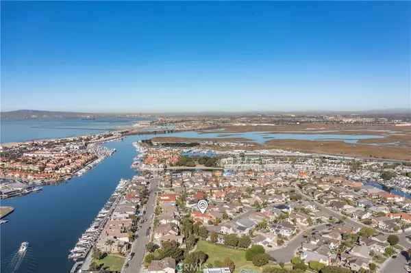 Huntington Beach, CA 92649,16351 Spartan CIR