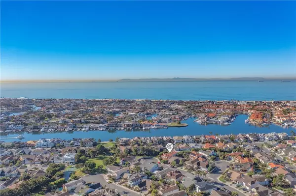 16351 Spartan CIR, Huntington Beach, CA 92649