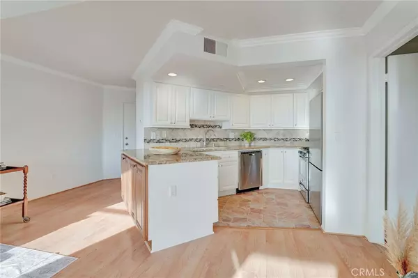 San Clemente, CA 92672,1074 Calle Del Cerro #1806