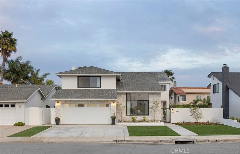 20942 Queens Park, Huntington Beach, CA 92646
