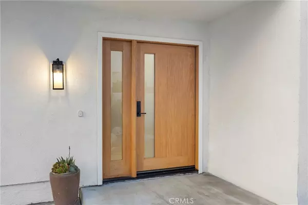 Huntington Beach, CA 92646,20942 Queens Park