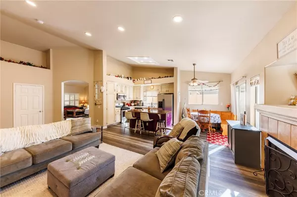 Corona, CA 92883,2070 Crystal Downs