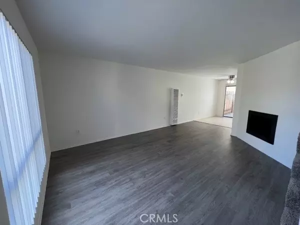 2111 California #C, Huntington Beach, CA 92648