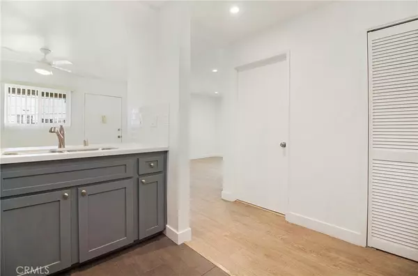 Long Beach, CA 90802,1322 3rd street