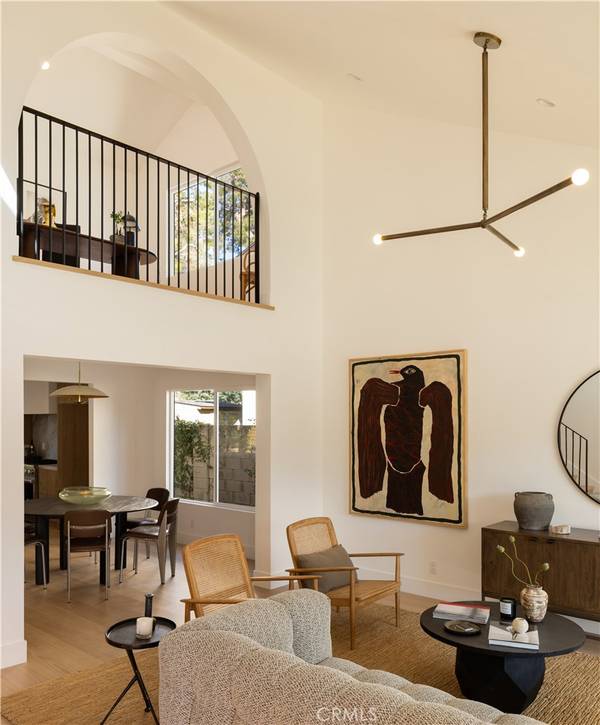 Costa Mesa, CA 92626,872 Liard