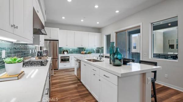 Montebello, CA 90640,1005 Walnut TER