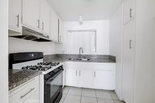 Anaheim, CA 92801,2178 W Alameda AVE #2