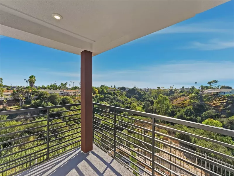 4751 Misty PL, San Diego, CA 92117