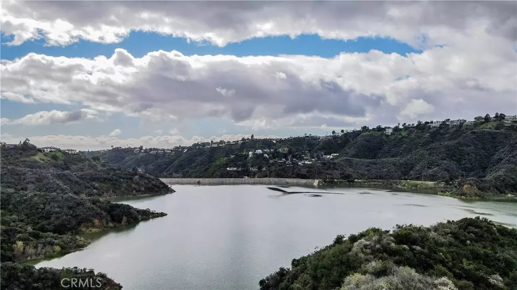 Bel Air, CA 90077,10580 Selkirk