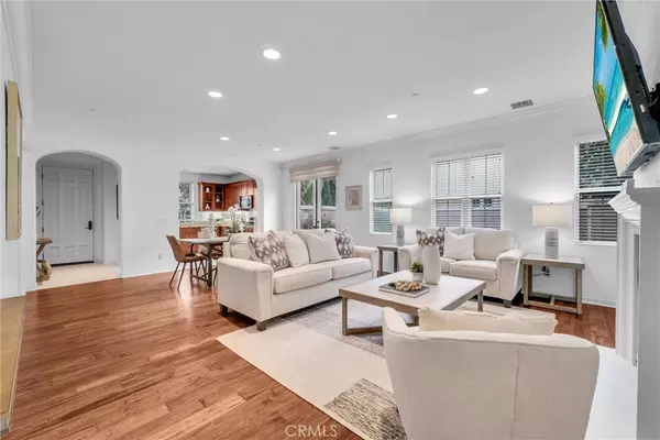 Irvine, CA 92620,65 Chantilly