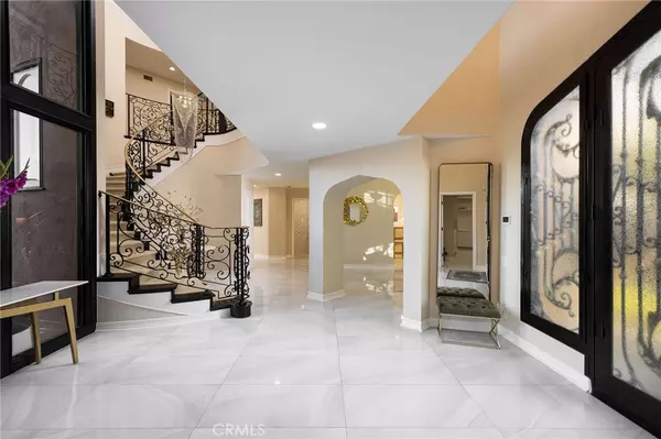 Laguna Hills, CA 92653,25761 HIGHPLAINS