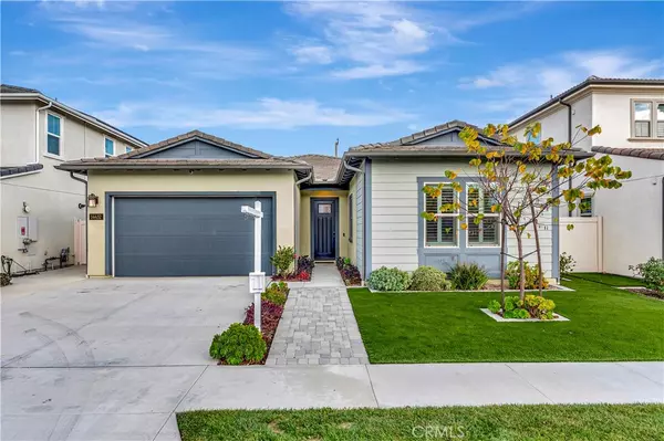 Huntington Beach, CA 92647,14432 Windfall LN