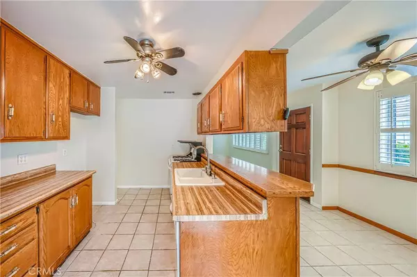 Huntington Beach, CA 92647,7941 Ronald DR #A