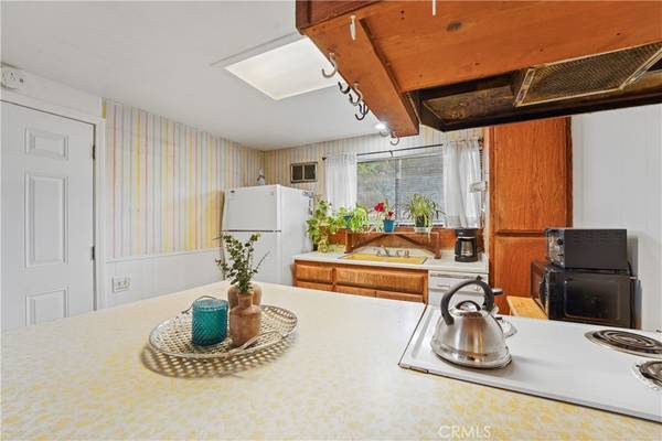 Ontario, CA 91762,2014 S San Antonio AVE