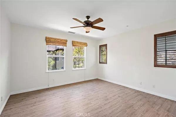 Irvine, CA 92603,221 Lonetree