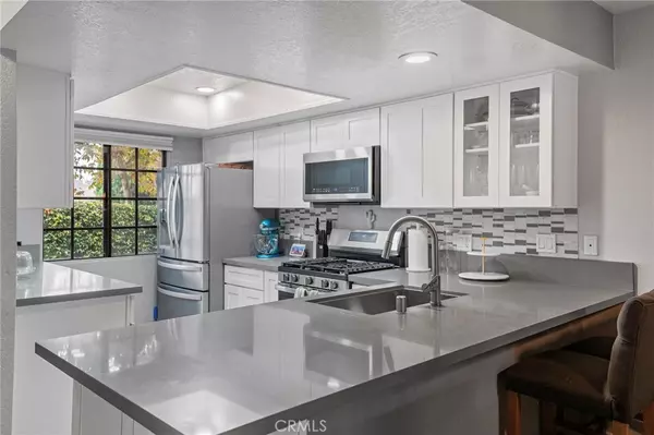 Fullerton, CA 92831,2220 E Chapman #5