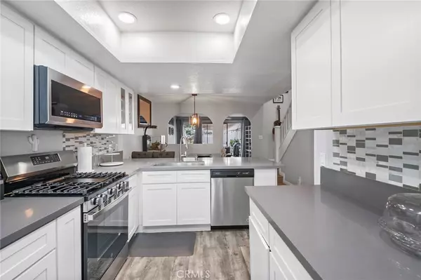 Fullerton, CA 92831,2220 E Chapman #5