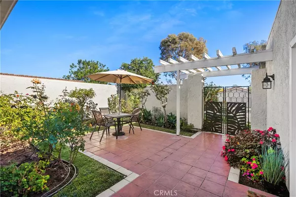 Laguna Woods, CA 92637,5050 Avenida Del Sol