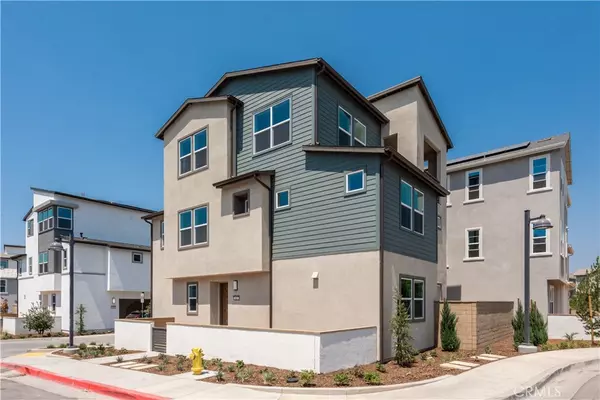 Irvine, CA 92618,363 Proctor