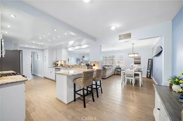 Huntington Beach, CA 92649,17612 Wrightwood LN