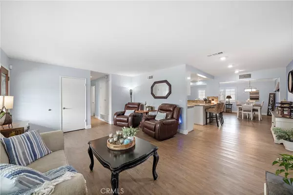 Huntington Beach, CA 92649,17612 Wrightwood LN