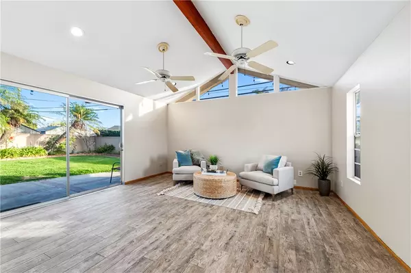 6682 Alexandria, Huntington Beach, CA 92647