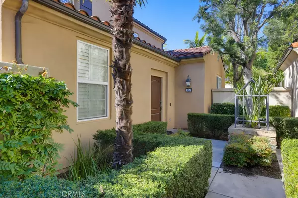 49 Night Bloom, Irvine, CA 92602