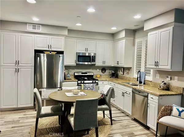 5 Wesley, Mission Viejo, CA 92691